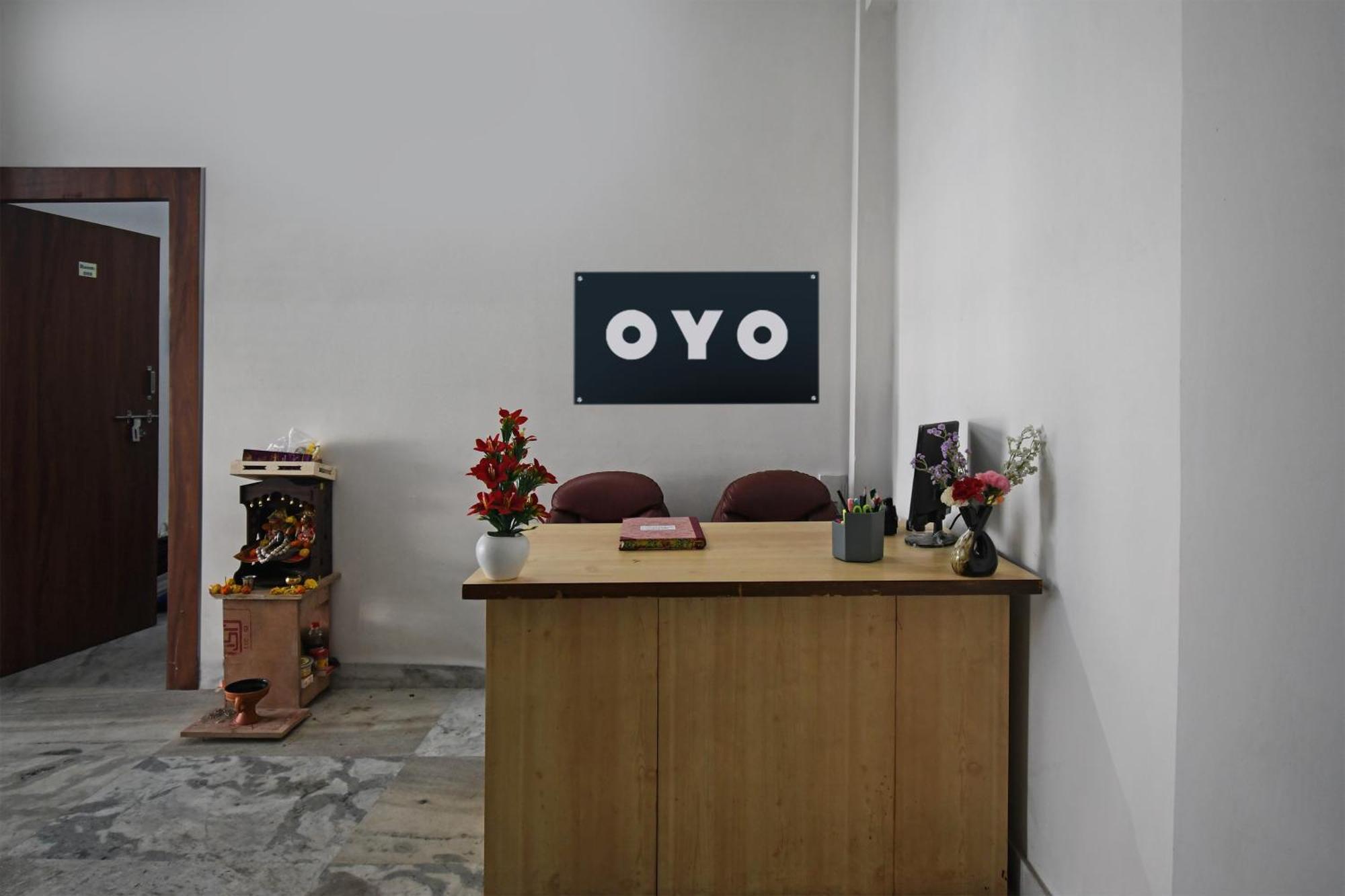 Oyo Hotel Chinar Park Calcuta Exterior foto