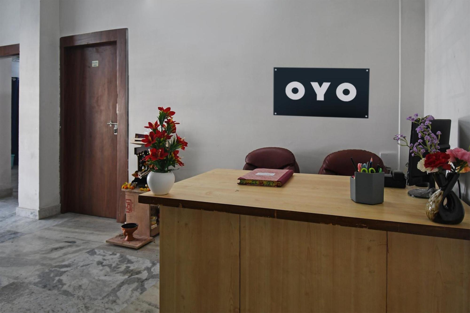 Oyo Hotel Chinar Park Calcuta Exterior foto